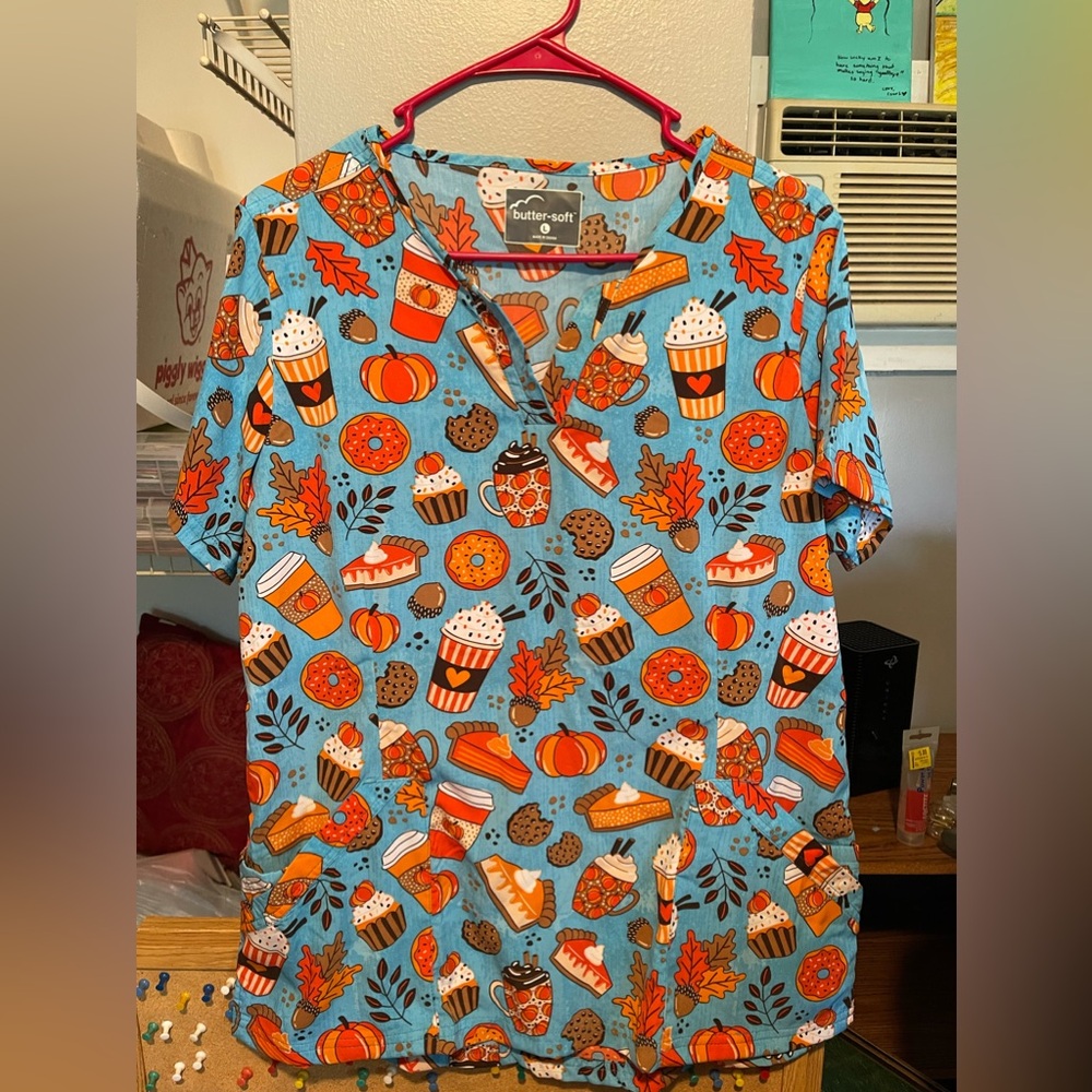 Women’s fall scrub top